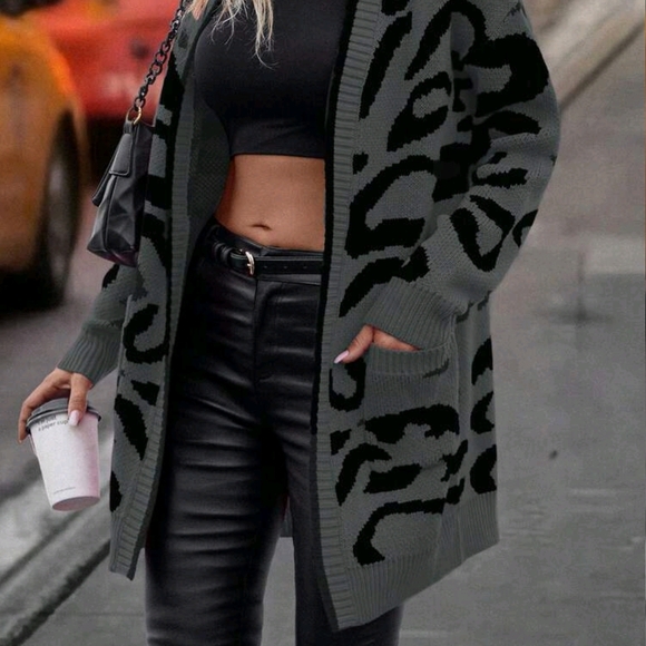 SHEIN Black & Gray Animal Print Open Front Cardigan - Picture 2 of 10